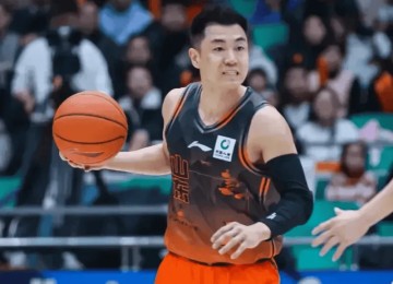 开云体育下载-今晚广厦vs山东大名单：朱俊龙、胡金秋出战，高诗岩在列